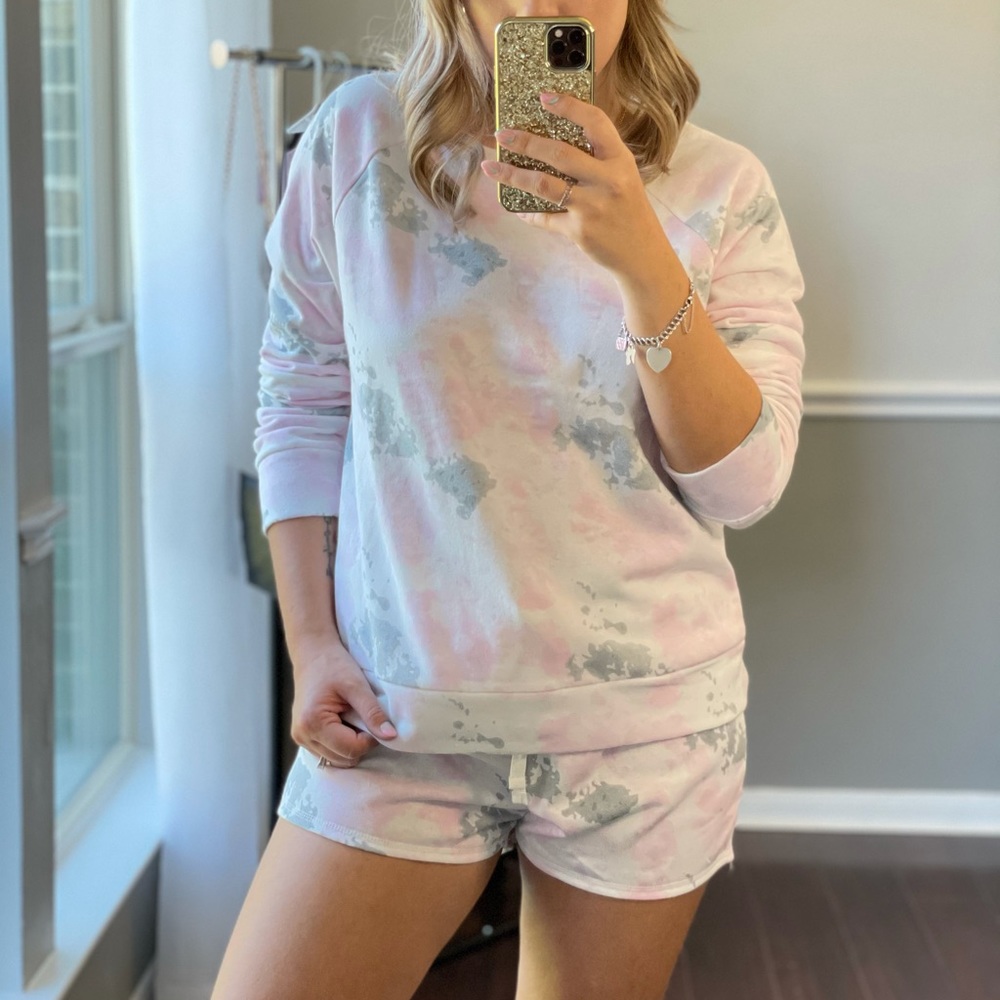SOLD NWT White and gray Pijama